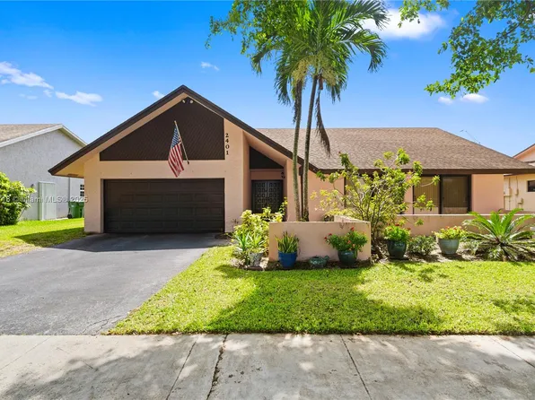 2401 NW 101st Ter, Hollywood, FL 33026