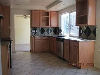 4th image of 4545 Valley Hi Dr