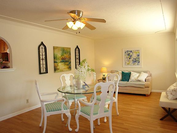 5th image of 2217 Lyons Ct
