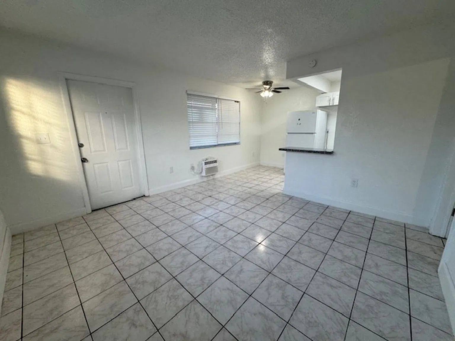 6101 Pierce St Hollywood, FL 33024 — Photo 4
