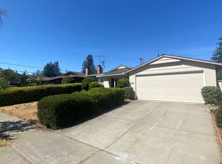 1153 Hollyhead Ln, Cupertino, CA 95014