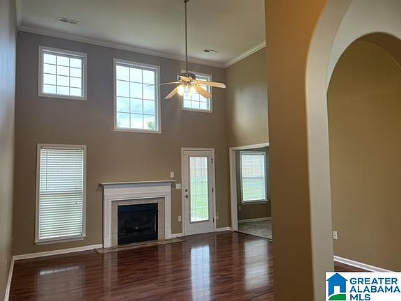 5th image of 202 Camden Cove Pkwy