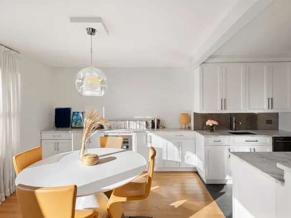 137 East 36th Street image 4 of 18