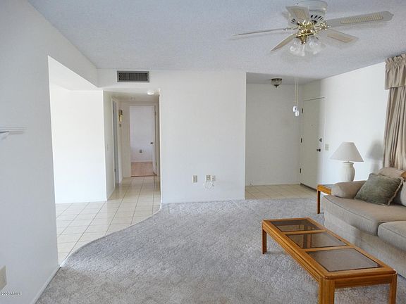 3rd image of 9508 W Glen Oaks Cir