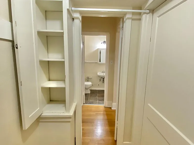 Embassy Apartments — Photo 59