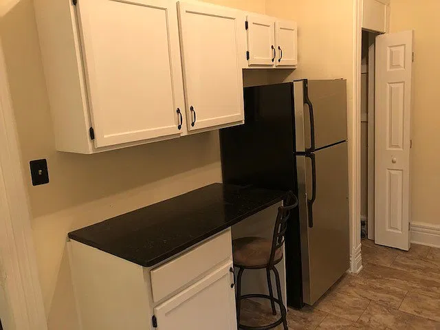1 bed, 1.0 bath, 1200 sqft, $1,200 — Photo 4