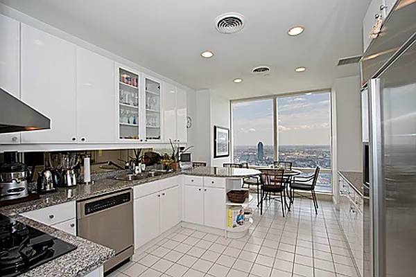 Rented by Trump International Realty | media 17