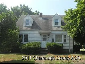400 Eden Park Dr photo 1