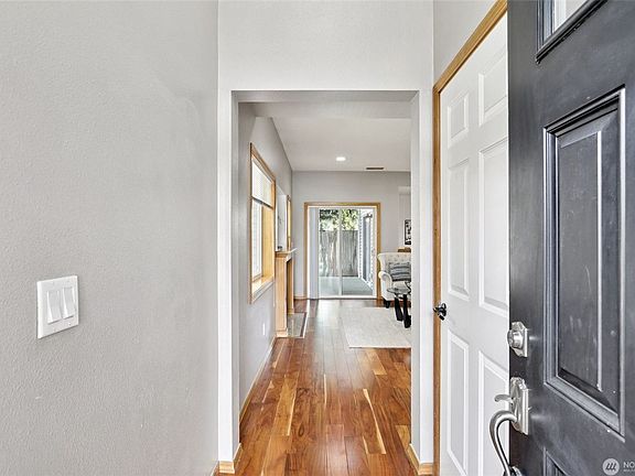 2nd image of 18870 108th Ln SE