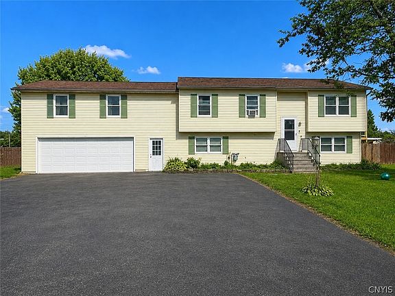 2nd image of 9544 Neva Ln