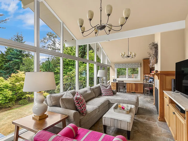 Sunroom with built-in office space