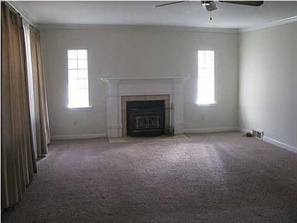 4th image of 6000 Lake Shore Dr