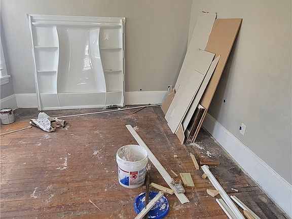 3rd image of 11404 Orville Ave