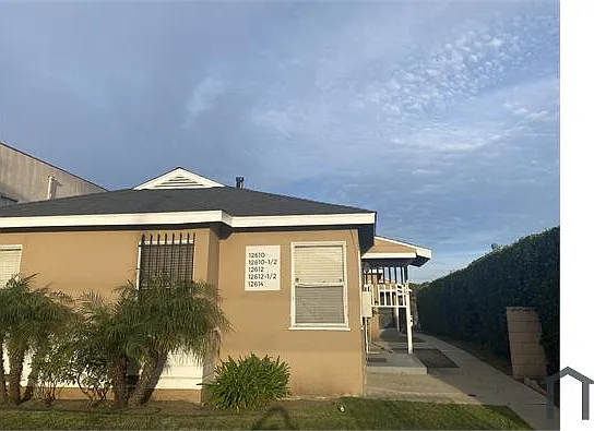 12610 S Figueroa St — Photo 5