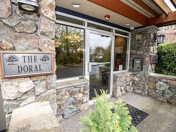 2nd image of 1115 Craigflower Rd #302D