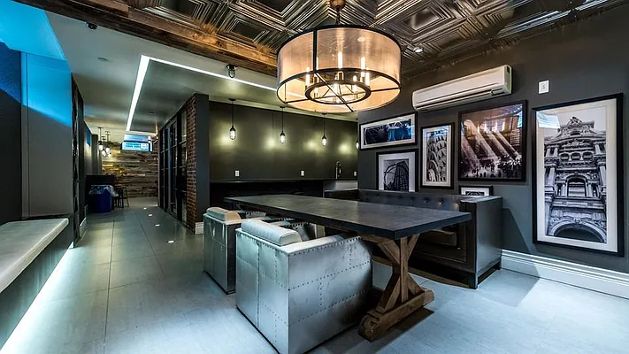 Rented by Nooklyn NYC LLC | media 72