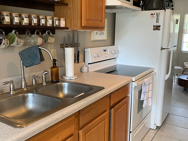 1800 Biscayne Dr #3 — Photo 10