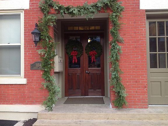 winter holiday entrance decor