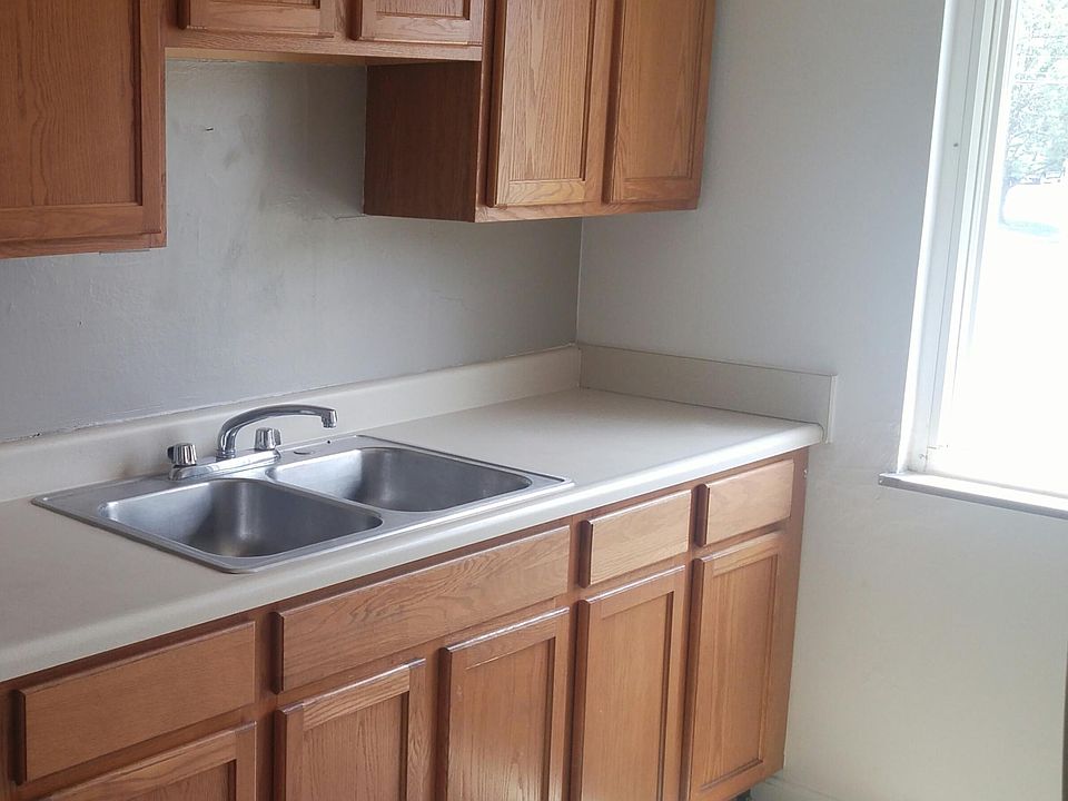 1st image of 3336 Fortney Ln APT 1