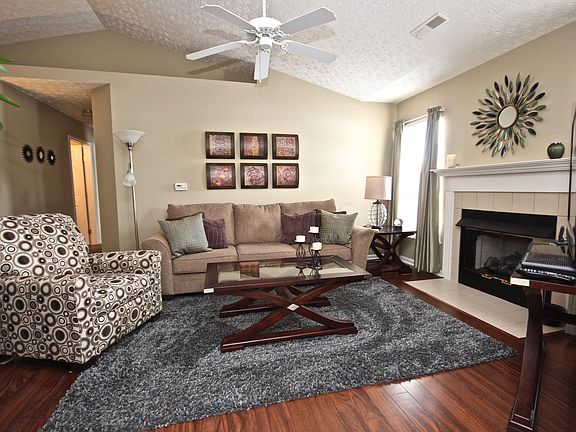 3rd image of 696 Wadebridge Dr #2-A