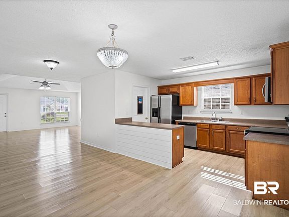 5th image of 22431 Beaver Creek Ln