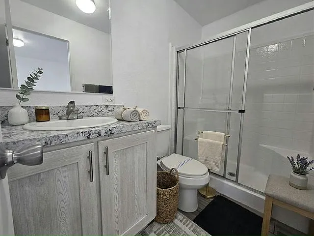 3401 N Walnut Rd #67 — Photo 7