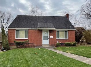 130 Pennoak Dr, Pittsburgh, PA 15235