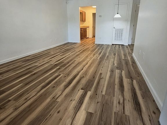 2nd image of 202 Ash Dr APT 103