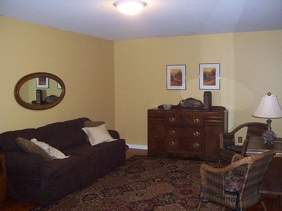 5th image of 16233 Richardson Ave