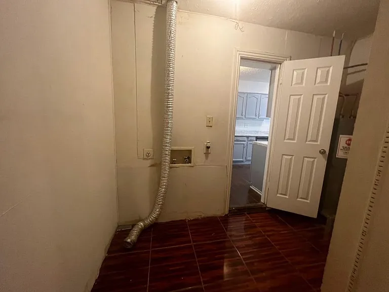 6004 Pinto Cir — Photo 9