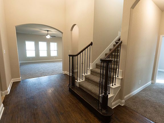 3rd image of 1749 Stillwater Dr