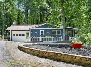 726 Chatuge Village Cir, Hayesville, NC 28904