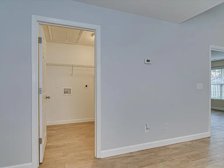 969 Cammaron Way — Photo 27