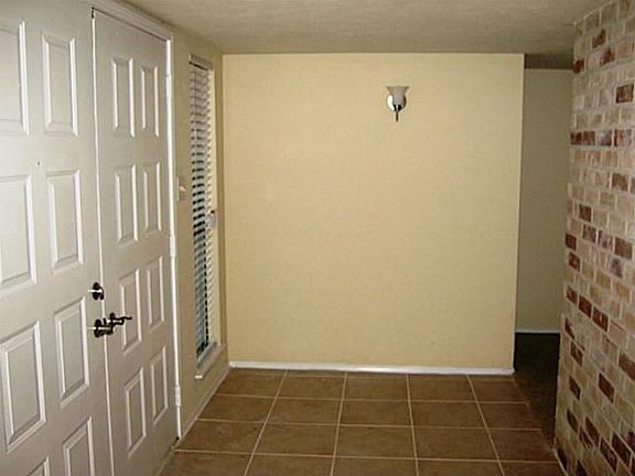 2nd image of 3204 Woodlark Dr
