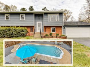 21995 Willis Dr, California, MD 20619