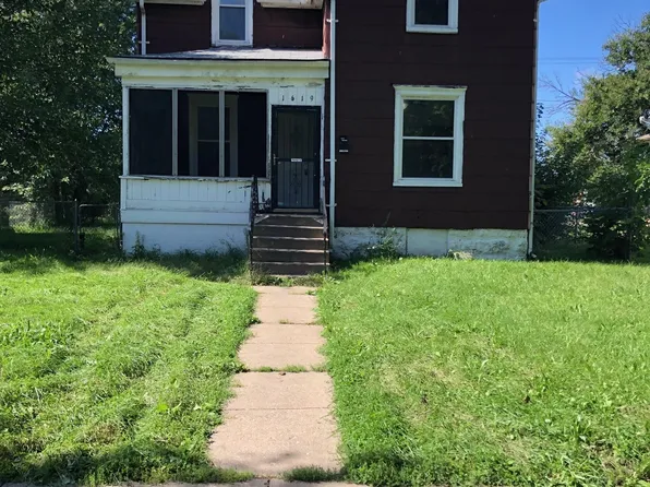 1619 S 4th St, Rockford, IL 61104