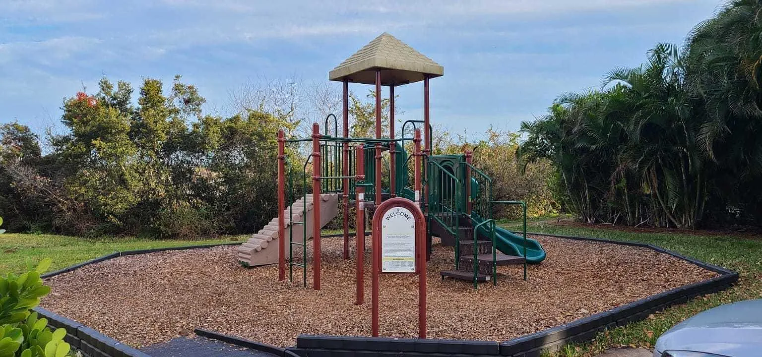 156 SW Peacock Blvd — Photo 4