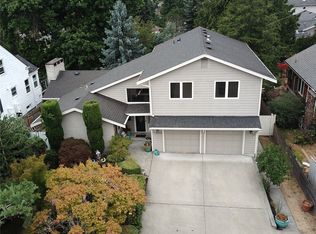 3233 45th Ave SW, Seattle, WA 98116