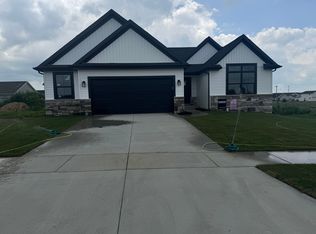 1725 Bluestone Dr, Normal, IL 61761