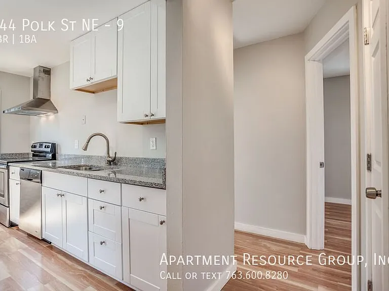 744 Polk St NE #9 — Photo 15