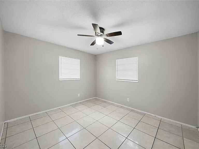 464 Carolina Ave #A — Photo 9
