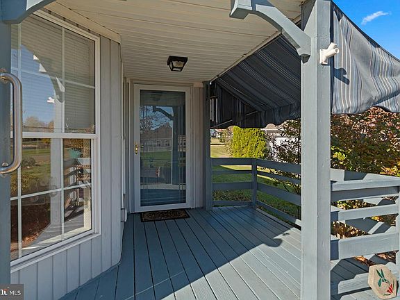 3rd image of 561 Spring Meadow Cir