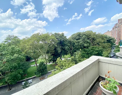 Rented by Corcoran | media 1