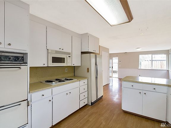5th image of 3709 S Cushman Ave