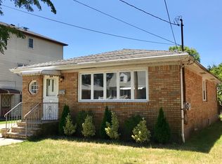 212 Seaview Ave, Staten Island, NY 10305