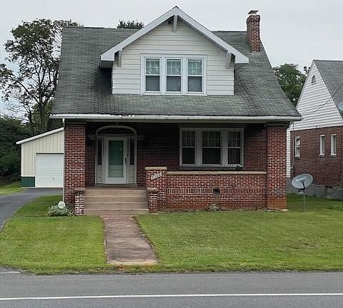 2nd image of 17406 W Washington St