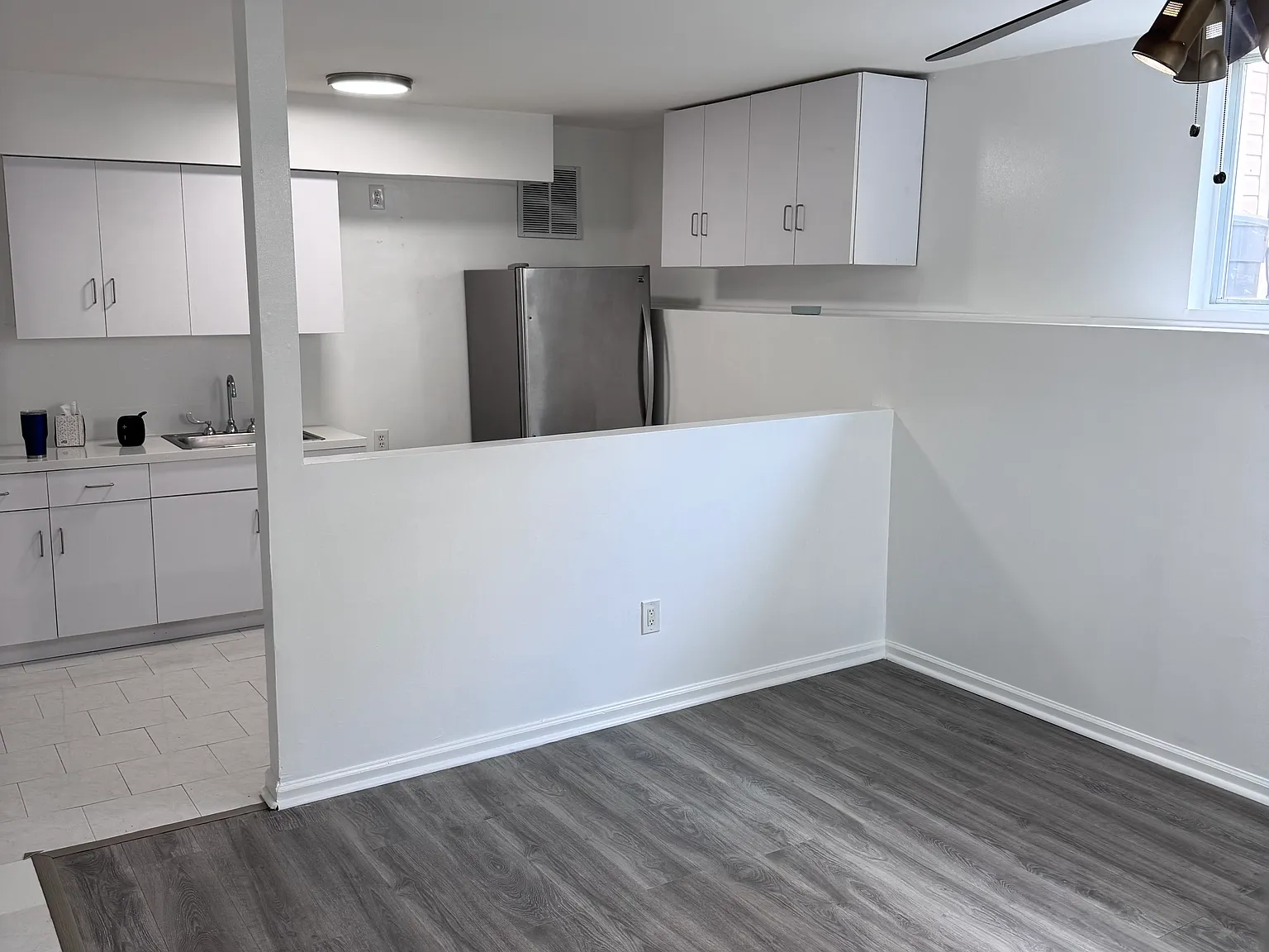 54 Willow Ln — Photo 2