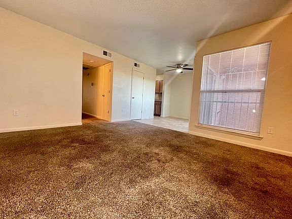 2nd image of 4601 Carlisle Blvd NE APT C4