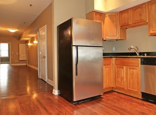 231 Grand St APT 4R, Hoboken, NJ 07030