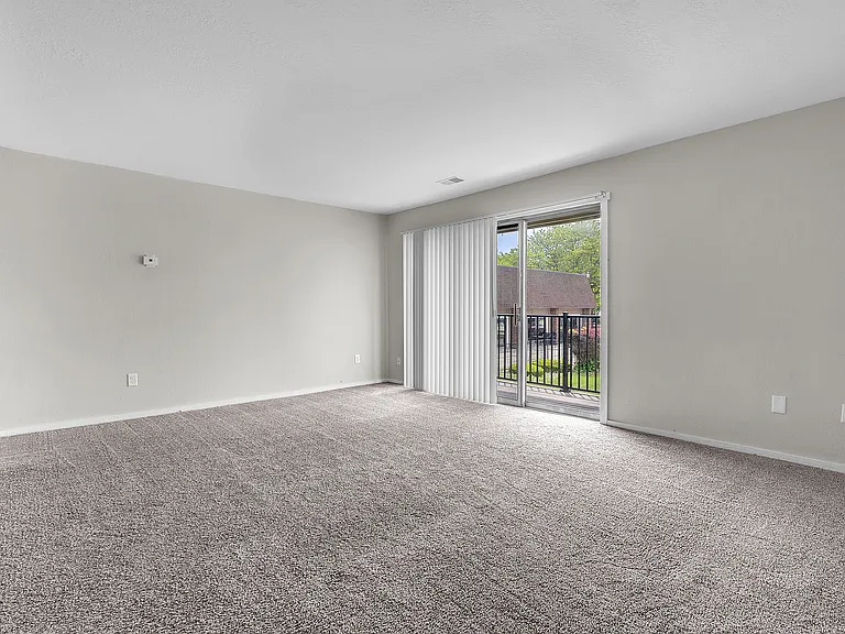 Camelot Place — Photo 40